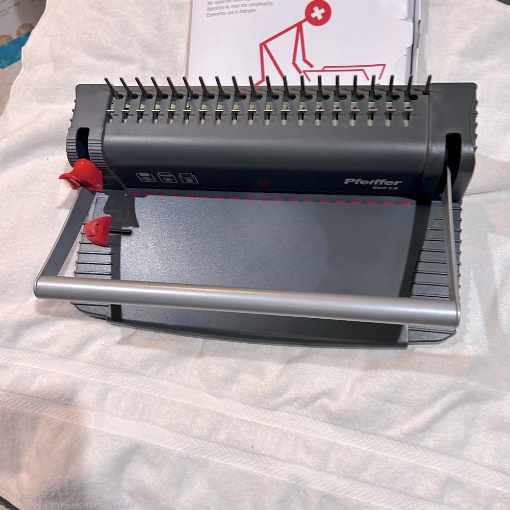 Binding machine brand new